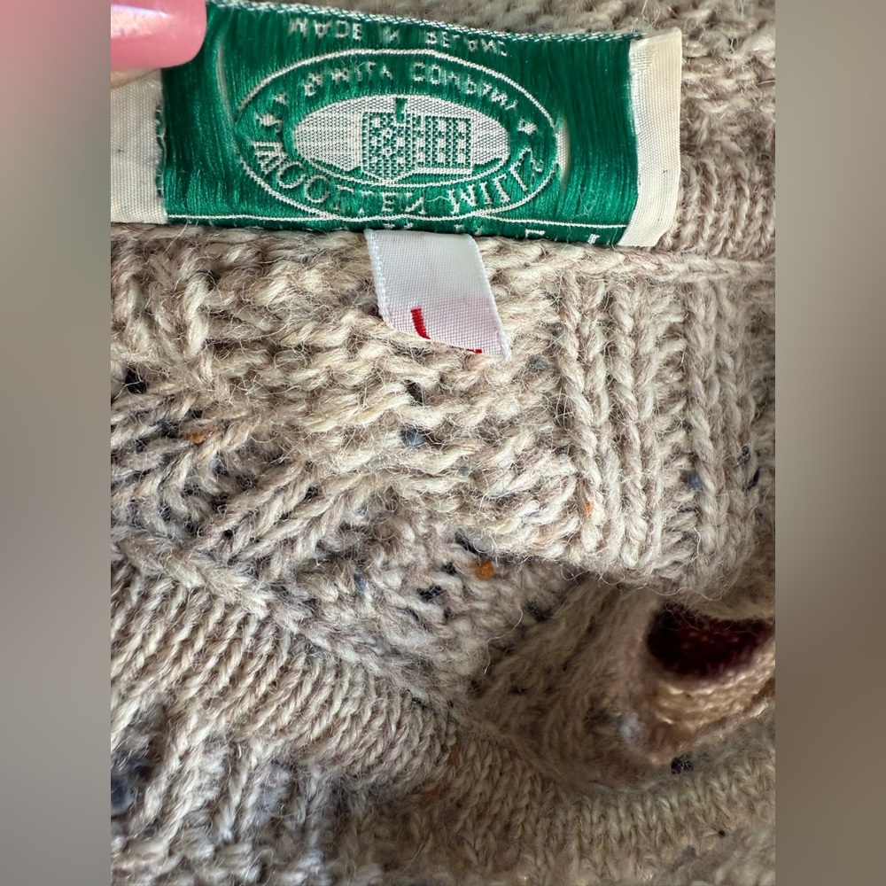 Blarney Irish Woollen Mills Fisherman Brown Tan checked Aran cable knit sweater - Picture 11 of 11